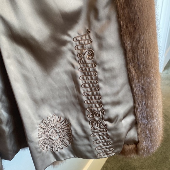 Vintage Mink Coat - Picture 12 of 13